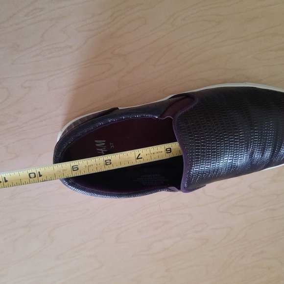 H&M Croc Textured Slip-on Sneakers - Plum Purple - Picture 14 of 16